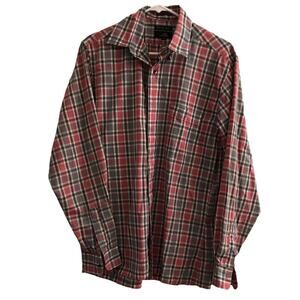 Carl Michaels Men's Fitted Button up Shirt Size Medium